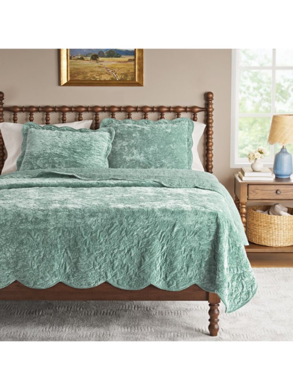 The Pioneer Woman Home Green River Cottage Eloise Floral 100% Poly Velvet Quilt